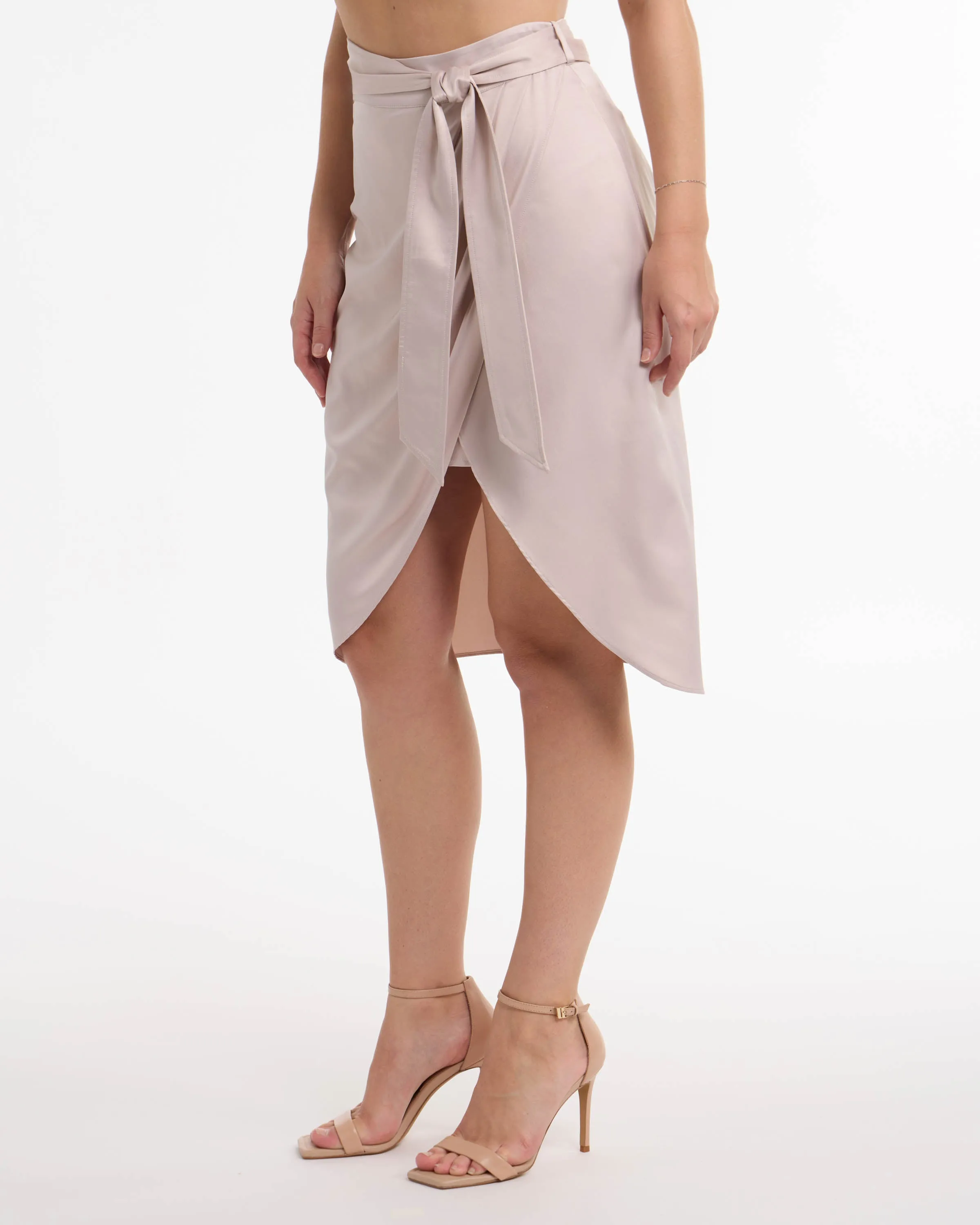 BEBE Women's Side Tie Wrap Skirt