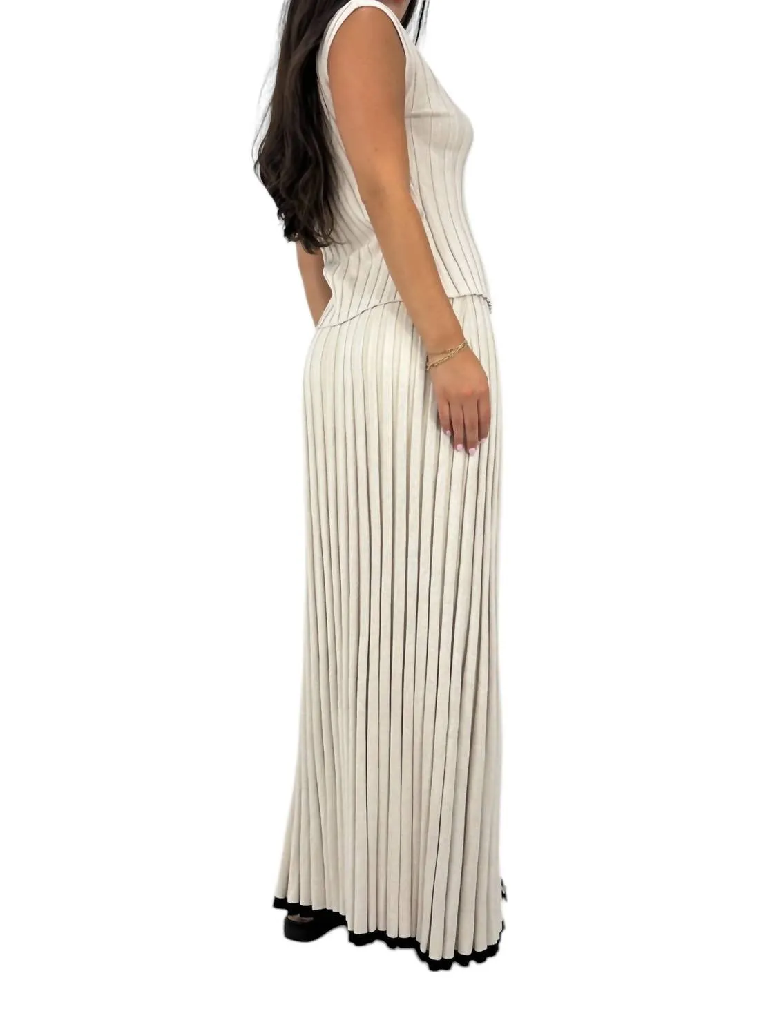 Contrast Trim Ribbed Knit Midi Skirt In Beige And Black