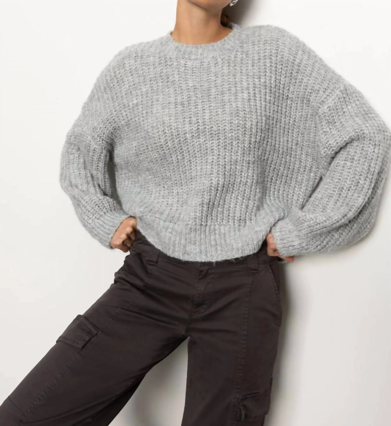 Fuzzy Volume Sleeve Heather Sweater In Grey