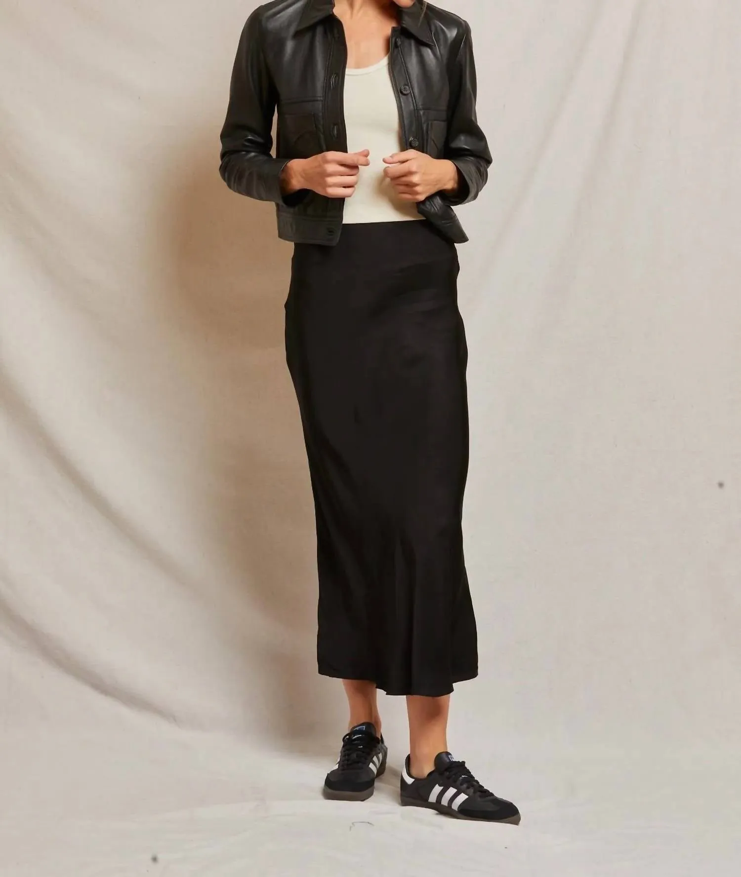 Genevieve Satin Slip Skirt In Black