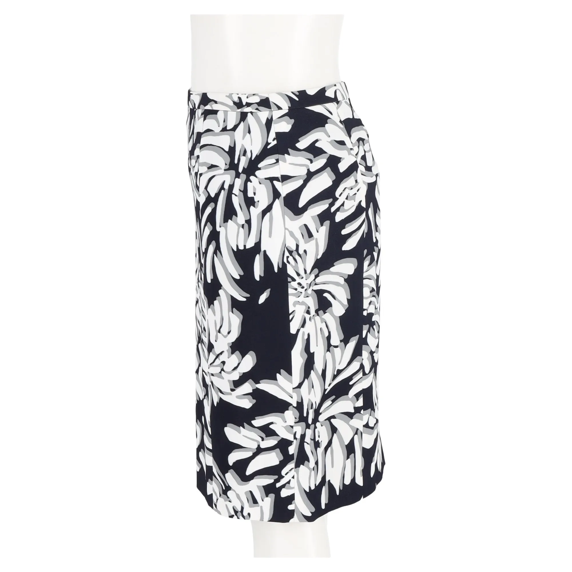 Hugo Boss Floral Pencil Skirt in Navy Viscose