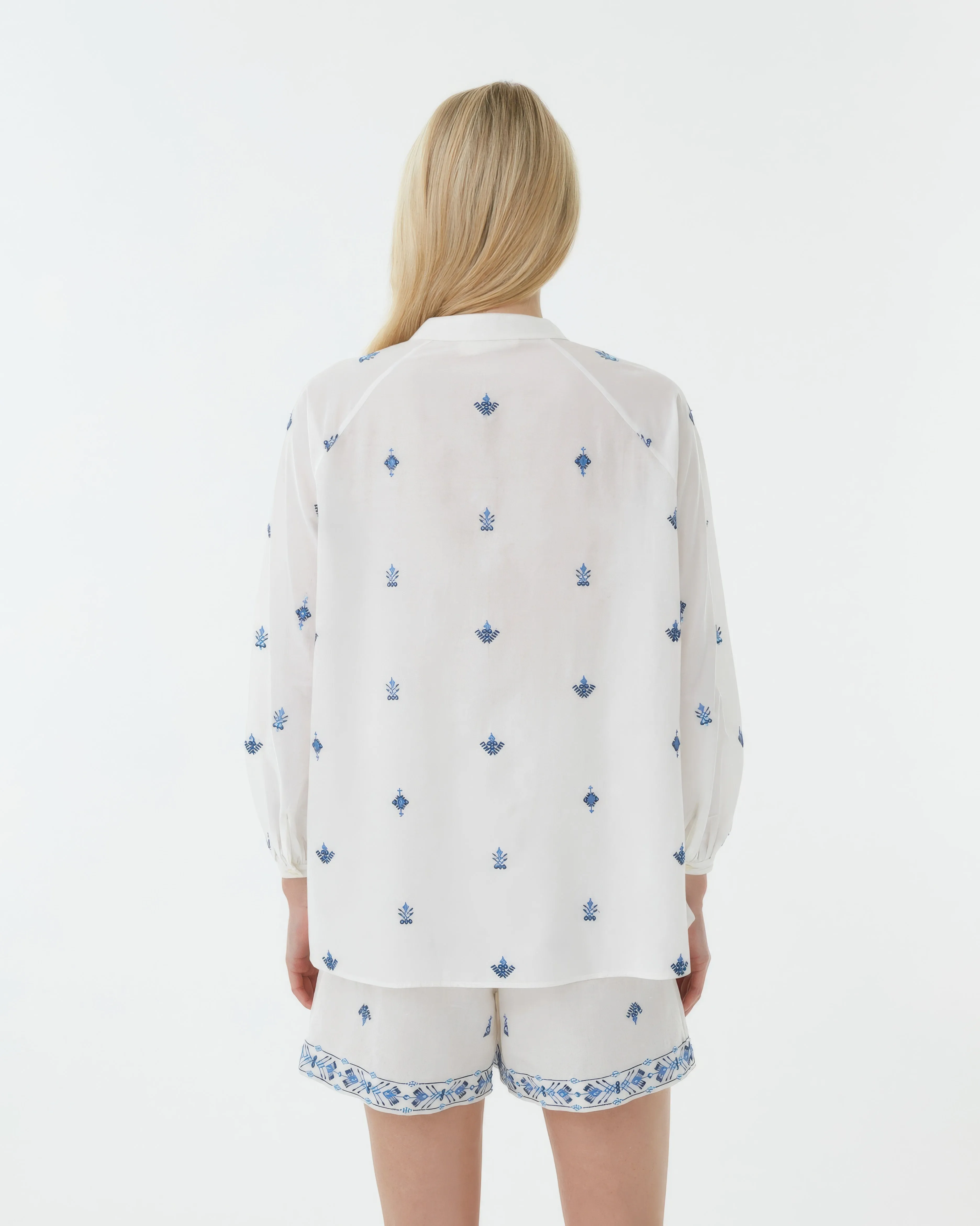 Ilizia Shirt with Astragal Embroidery