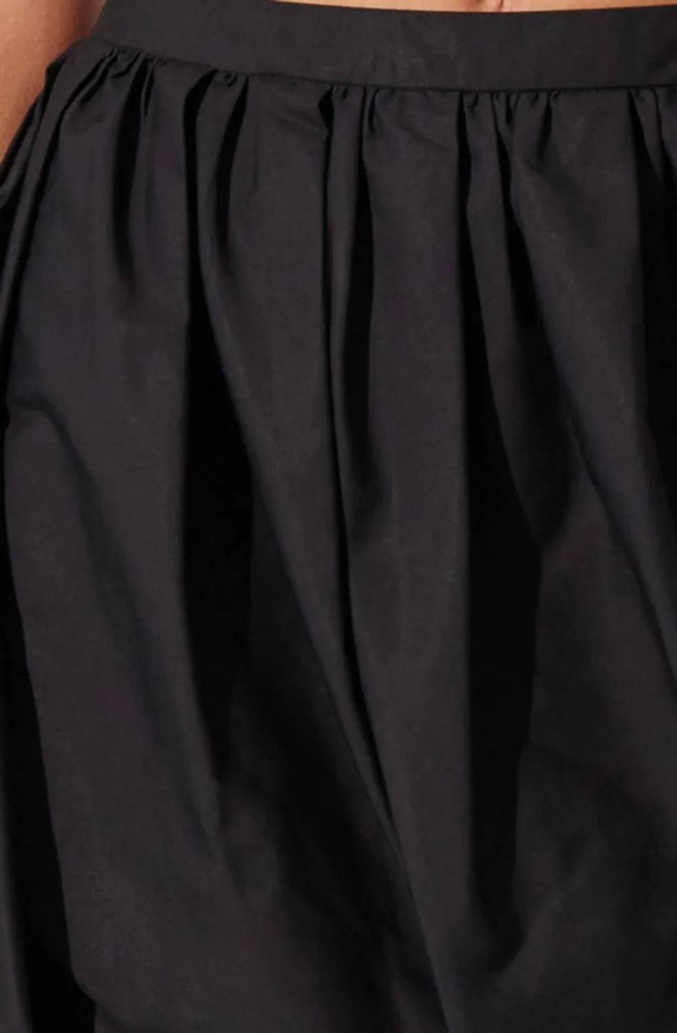 Libi Bubble Mini Skirt In Black