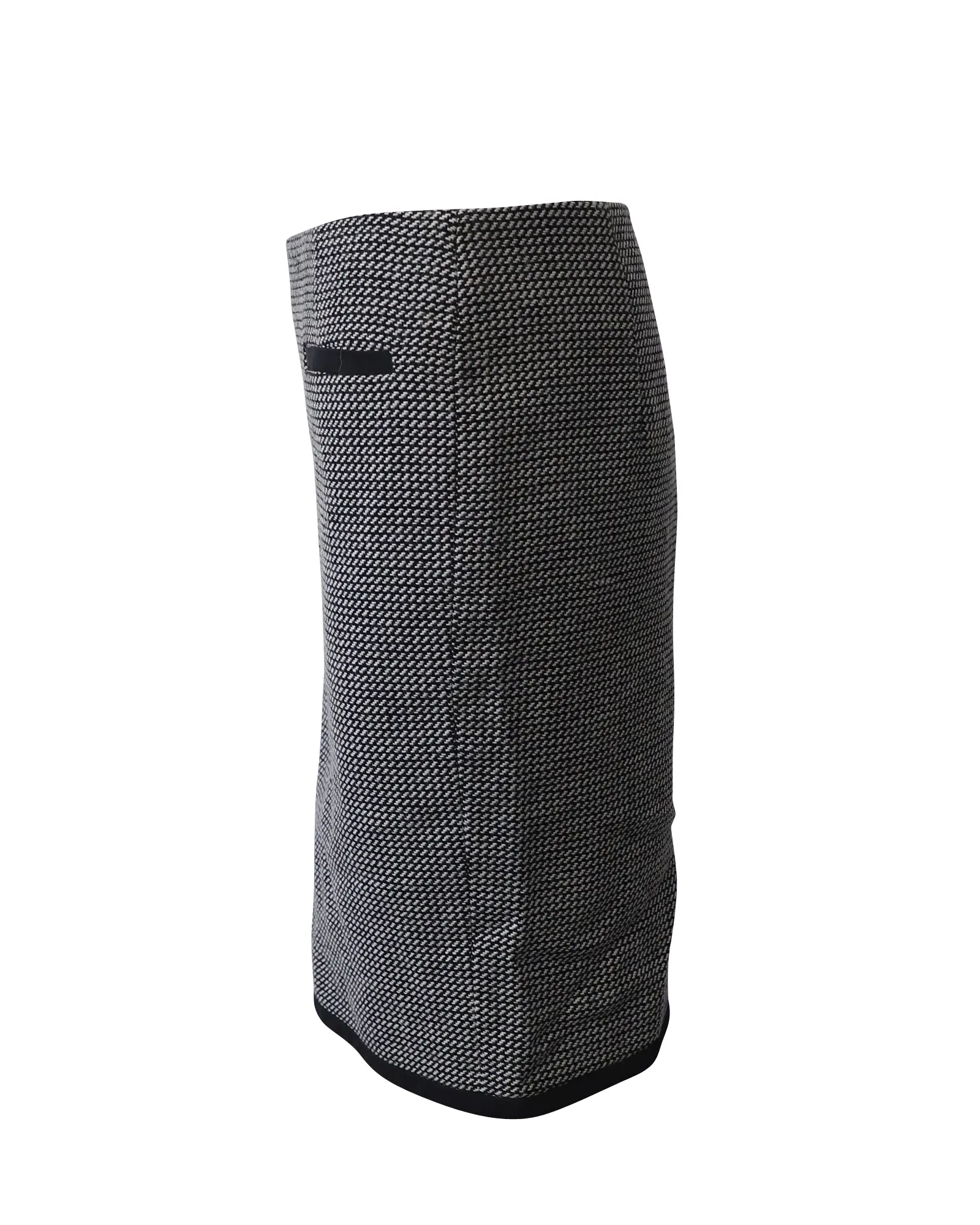 Max Mara Tweed Pencil Skirt in Black Wool