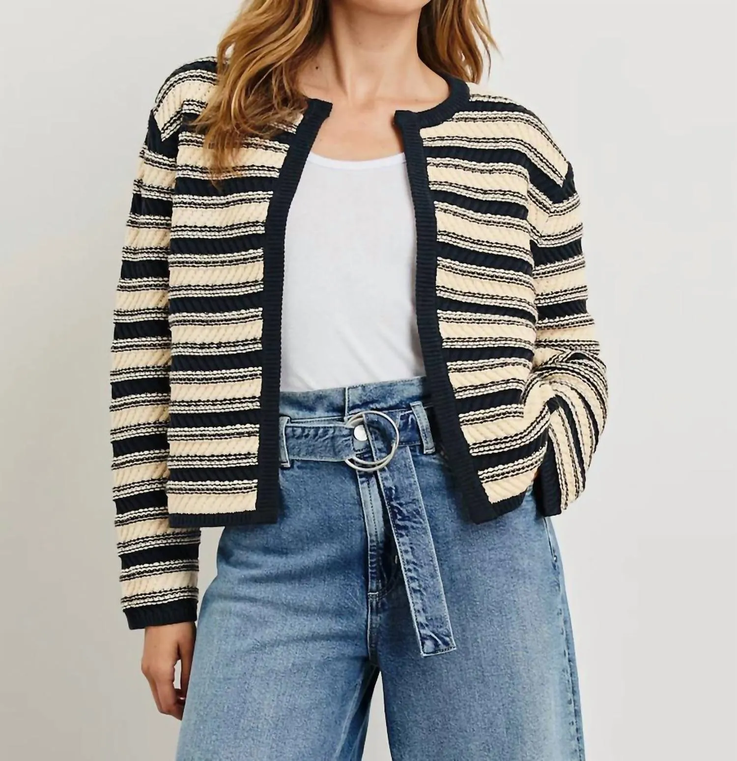 Nelly Cardigan In Navy // Oat
