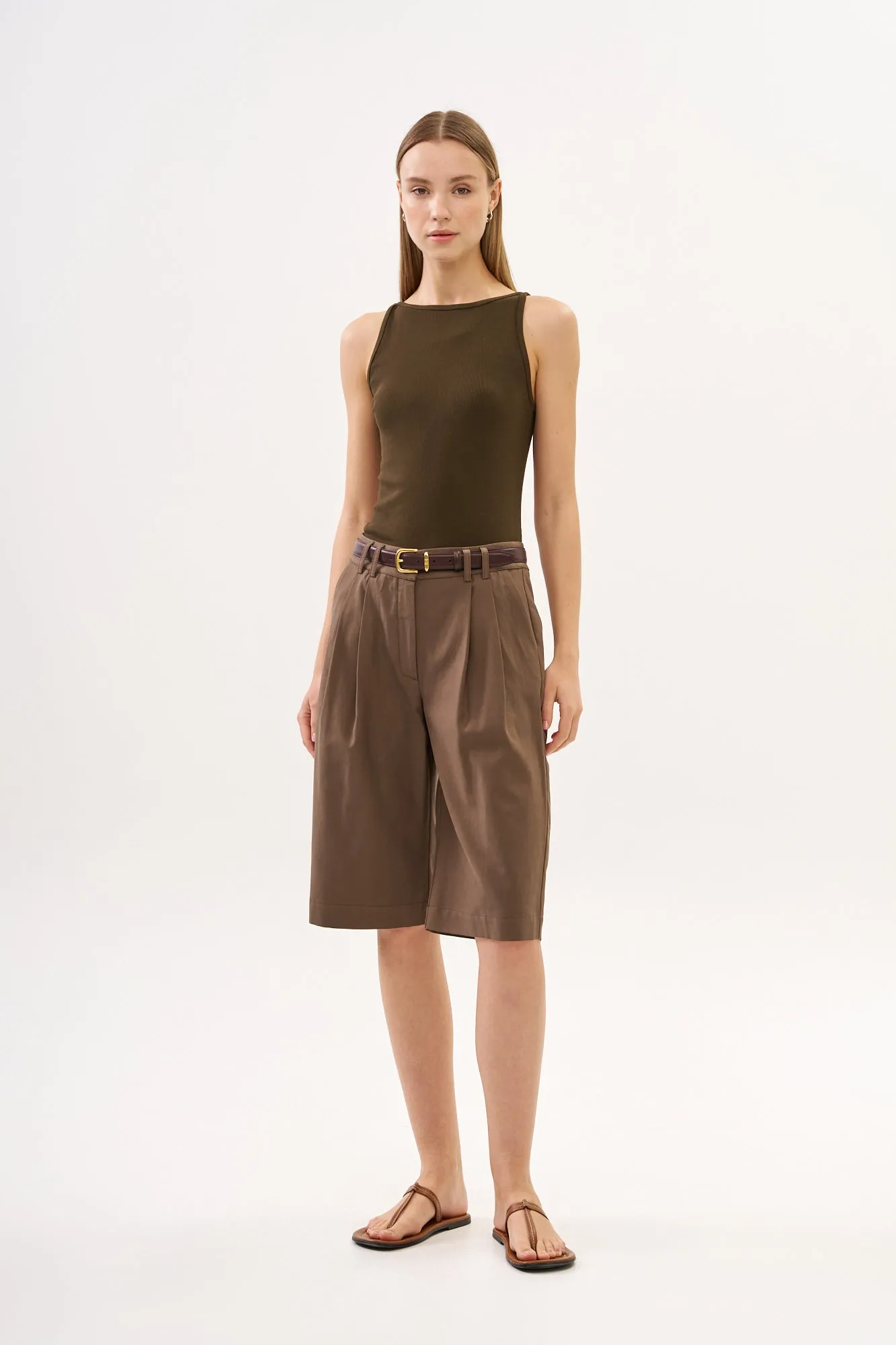 Noah Bermuda Tencel Dusty Brown
