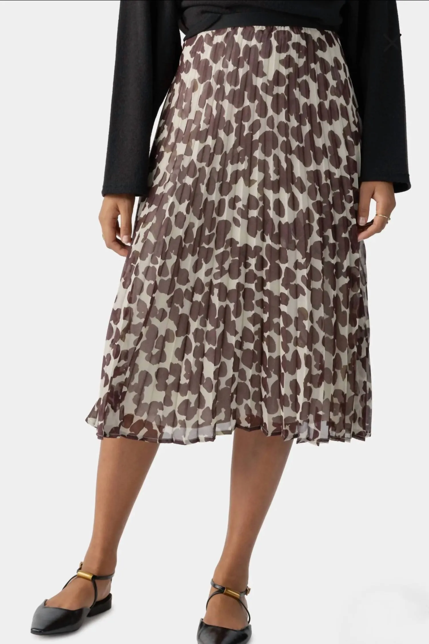 Seeing Spots Pleated Skirt In Chocolate Spots