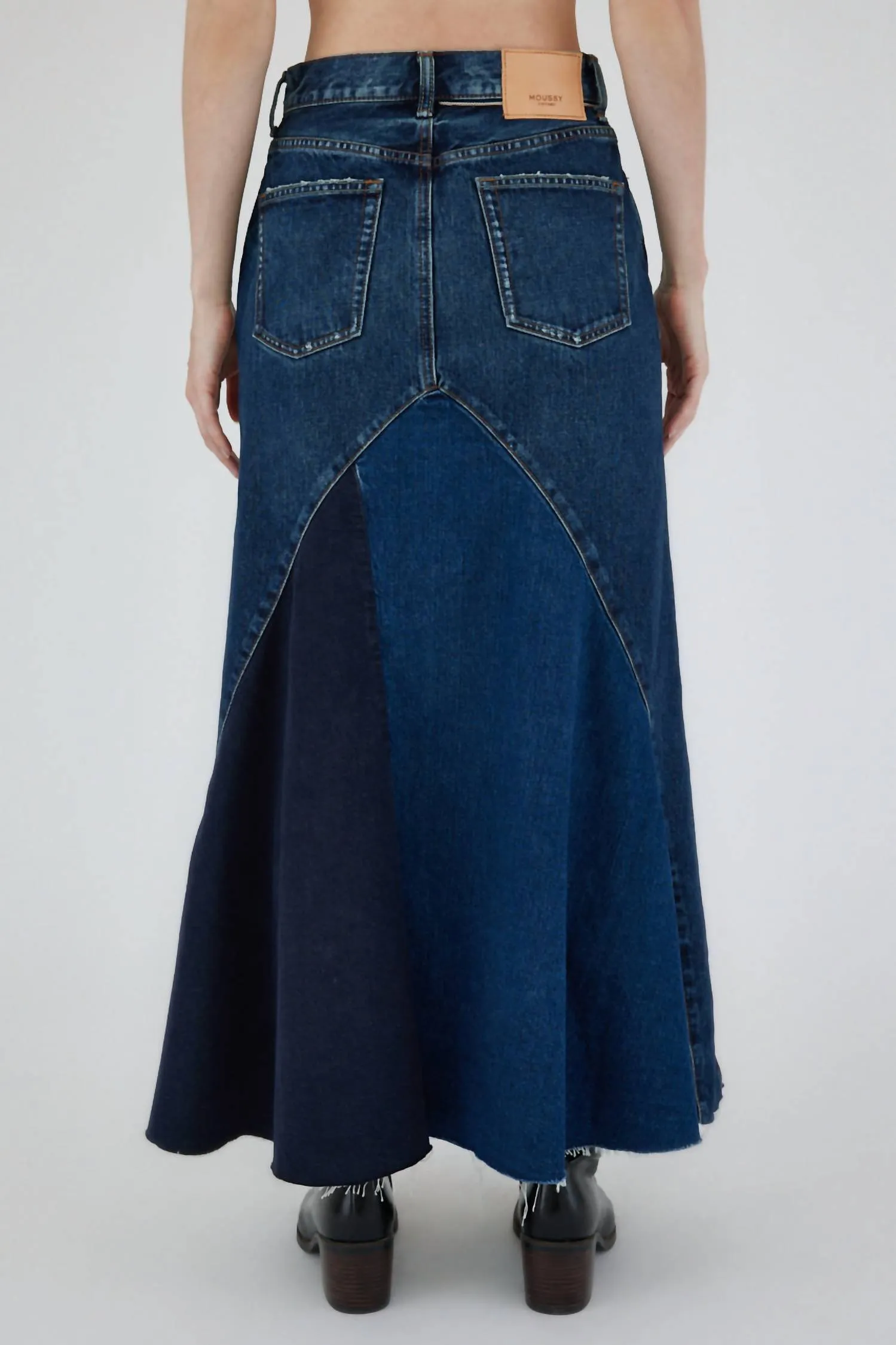 Vicksburg Skirt In Dark Blue